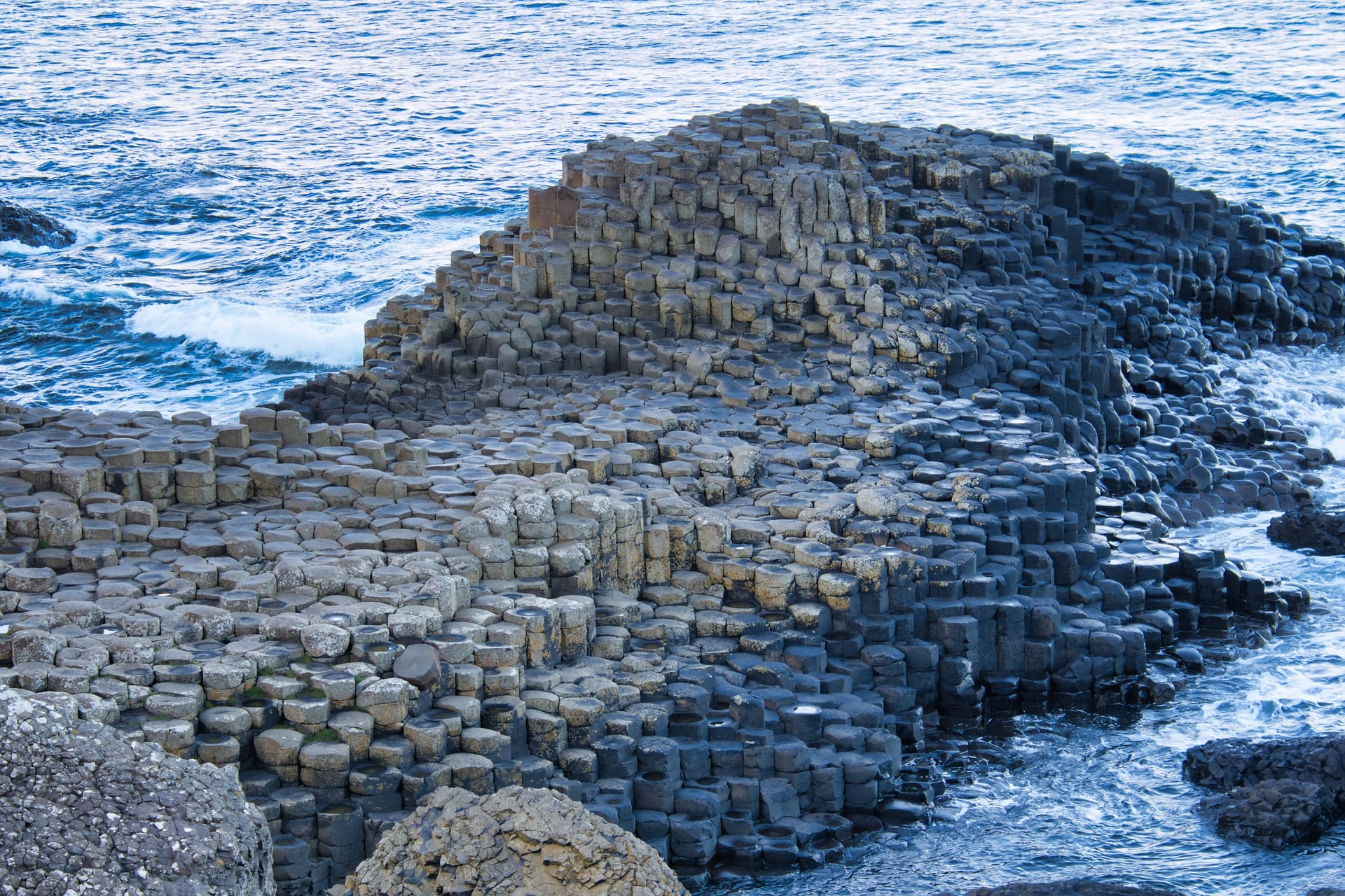 Giant’s Causeway is a cool place to visit in Ireland