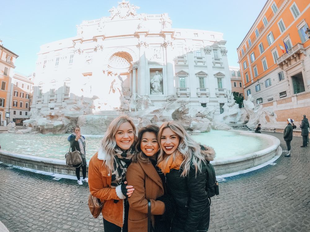 Trevi Fountain Things To Do in Italy