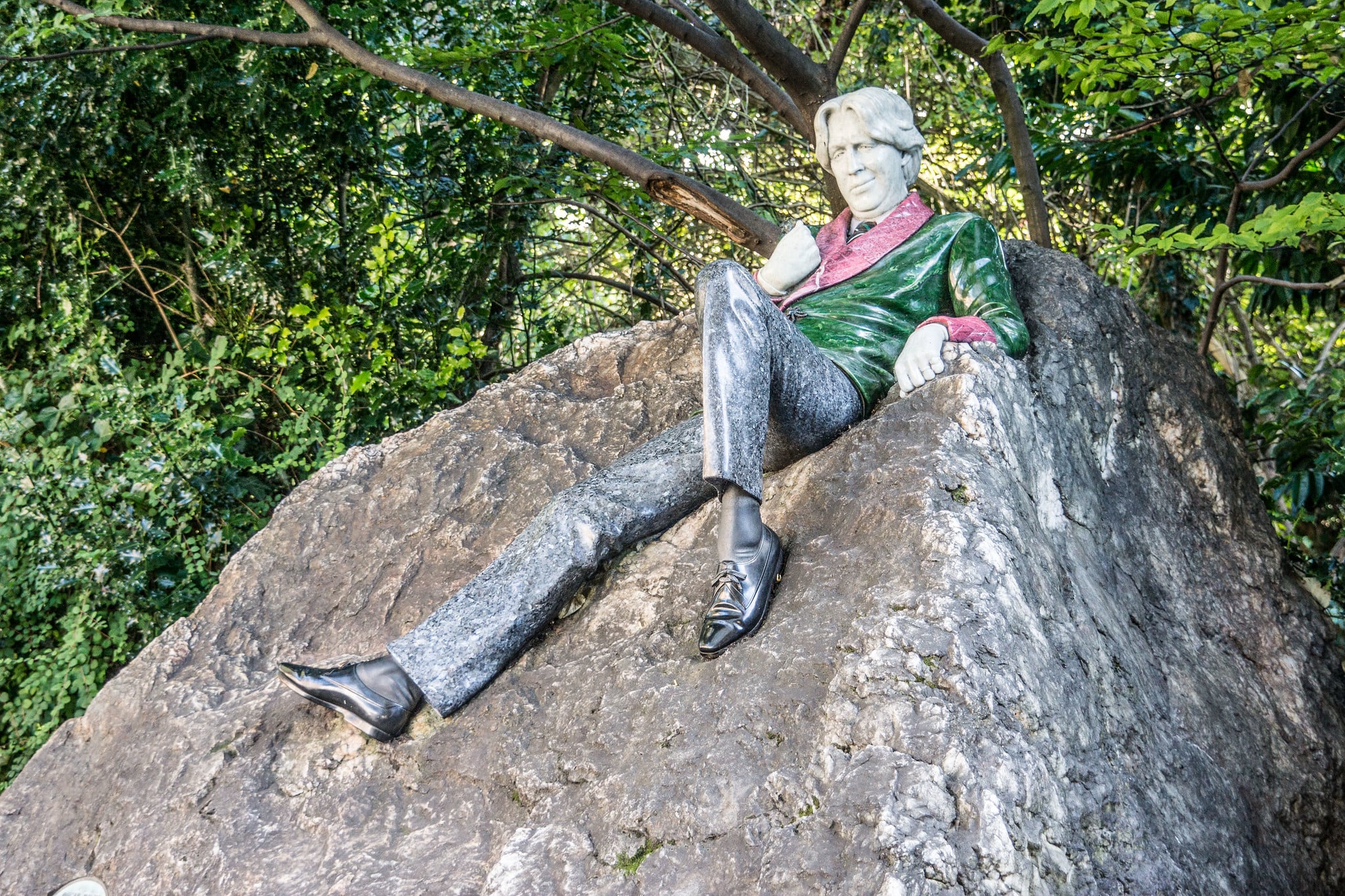 The Oscar Wilde statue in Dublin is off the beaten path in Ireland