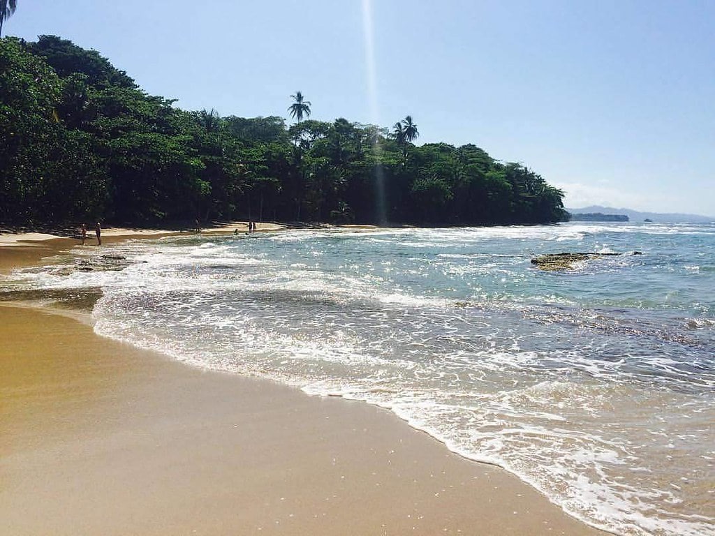 Where to stay in Costa Rica for amazing beaches and food? Limon