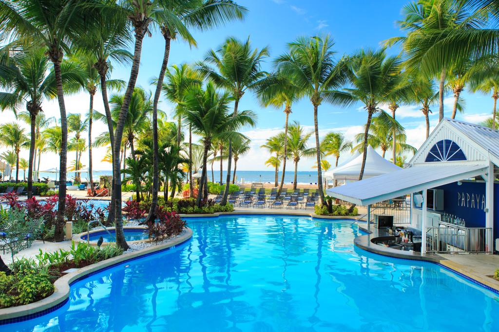 The beachside Courtyard Marriott Isla Verde Beach Resort is an incredible Puerto Rico family resort